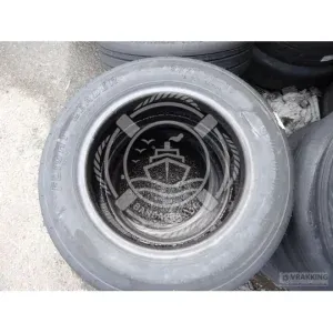 Ban pesawat 27x7.75-15