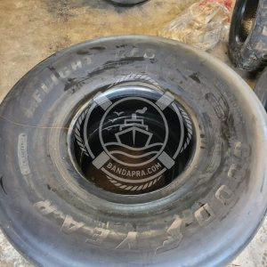 Ban pesawat 52 x 21.0 R24